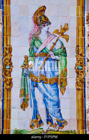 Il Portogallo, Lisbona, Azulejos sulla parte anteriore del negozio 'una Vida Portuguesa' sul largo de Intendente Foto Stock