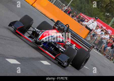 Brisbane, Australia. 5 Settembre, 2015. Il Mount Cootha Classic è una strada sprint motorsports evento tenutosi sul Mount Cootha road appena al di fuori del quartiere finanziario centrale di Brisbane. Esso vetrine premier motorsports racing al fianco di auto storiche e moto visualizza. Nella foto è la camme Tighe Dallara Judd veicolo competere nel aprire la categoria della ruota durante la mattina si riscalda. Credito: Russell Hunter/Alamy Live News Foto Stock