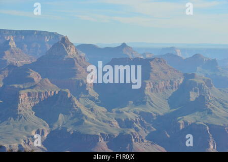 Il Grand Canyon al tramonto su un inizio di mattina di settembre. Foto Stock