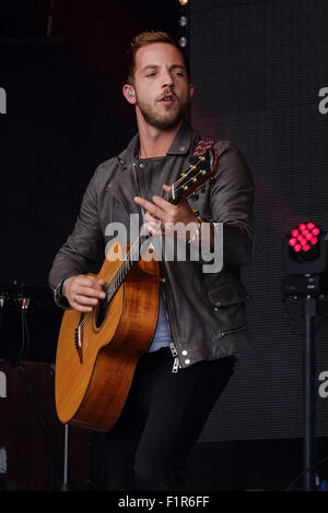 James Morrison suona ad un Festival No.6 su 06/09/2015 in Portmeirion, Gwynedd, il Galles del Nord. Persone nella foto: James Morrison. Foto di Julie Edwards/Alamy Live News Foto Stock