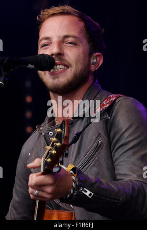 James Morrison suona ad un Festival No.6 su 06/09/2015 in Portmeirion, Gwynedd, il Galles del Nord. Persone nella foto: James Morrison. Foto di Julie Edwards/Alamy Live News Foto Stock