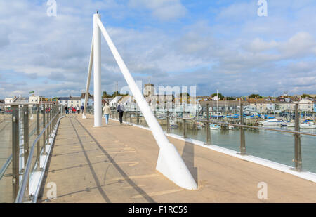 Il nuovo traghetto Adur ponte in Shoreham dal mare, West Sussex, in Inghilterra, Regno Unito. Foto Stock