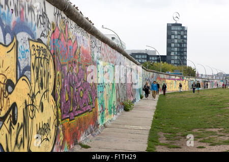 Berlino , Germania. La East Side Gallery , muro di Berlino. Foto Stock