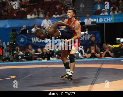 Las Vegas, Nevada, USA. 7 Sep, 2015. Il Giappone TZumi sconfitte della Namibia L Thomas per il giorno di apertura del mondiale 2015 Campionati di wrestling a Orleans Arena di Las Vegas, Nevada. © Marcel Thomas/ZUMA filo/Alamy Live News Foto Stock