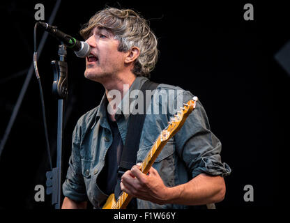 Keith Murray di ci sono scienziati a suonare la chitarra al vittorioso Festival 2015. Foto Stock