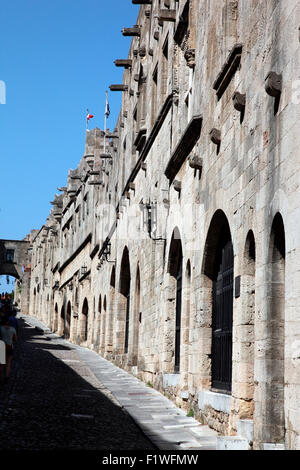 La strada dei Cavalieri di Rodi città vecchia Foto Stock