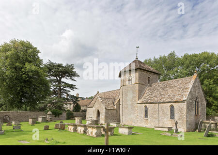 Chiesa di San Nicola di Myra, Ozleworth, Gloucestershire, England, Regno Unito Foto Stock