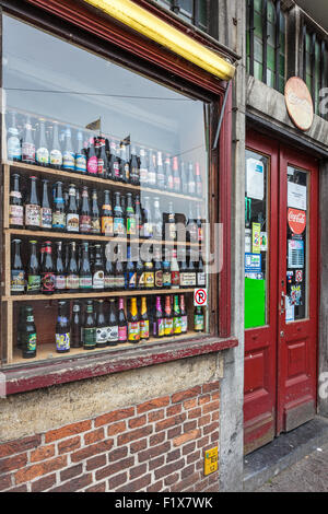 Birra belga shop a Gand, Belgio Foto Stock