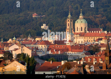 La Chiesa di San Nicola a Praga Repubblica Ceca, Europa Foto Stock