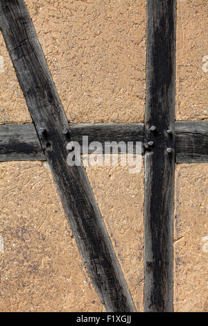 Vecchio a struttura mista in legno e muratura muro, travi in legno con argilla, secolo XVII, Germania, Europa Foto Stock