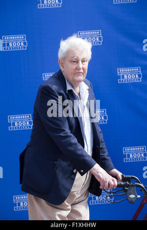 Tam Dalyell, ex lavoro MP, al Edinburgh International Book Festival 2015. Edimburgo, Scozia. 20 Agosto 2015 Foto Stock