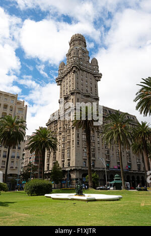 Montevideo, Uruguay, Palacio Salvo Foto Stock