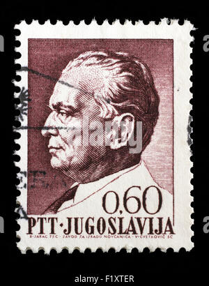 Iugoslavia - circa 1967: timbro stampato in Jugoslavia mostra un ritratto del Presidente jugoslavo Josip Broz Tito, circa 1967 Foto Stock