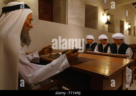 Emirati Arabi Uniti Dubai, Deira, Al Ahmadiya School, scenografia del Corano corsi Foto Stock