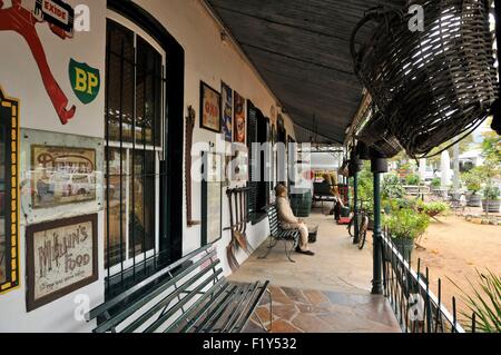 Sud Africa, Western Cape, sulla strada del vino, Stellenbosch, il negozio del vecchio Sam (Oom Samie se Winkel) Foto Stock