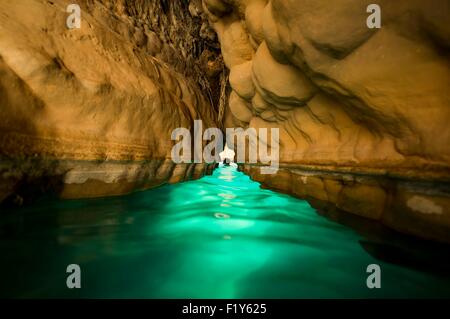 Oman, Wadi Fusc, sifone Foto Stock