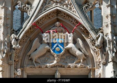 Francia, Seine Maritime, Rouen, Place de la Pucelle, Hotel de Bourgtheroulde fu costruita nella prima metà del XVI secolo da Guillaume Le Roux e presenta il giunto influenze di stile gotico e Rinascimento Foto Stock