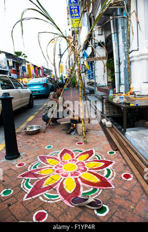 Rangoli street dipinti in Little India di Georgetown, Penang. Foto Stock