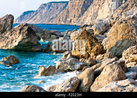 Rocce nel mare, Platia Amos - Cefalonia, Grecia Foto Stock
