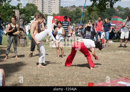 Capoeira ballerine brasiliane Lambeth Paese mostrano Foto Stock