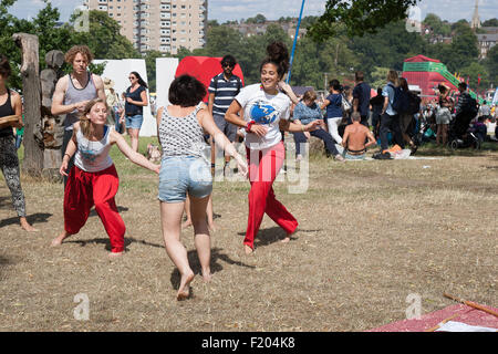 Capoeira ballerine brasiliane Lambeth Paese mostrano Foto Stock
