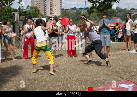 Capoeira ballerine brasiliane Lambeth Paese mostrano Foto Stock