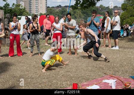 Capoeira ballerine brasiliane Lambeth Paese mostrano Foto Stock