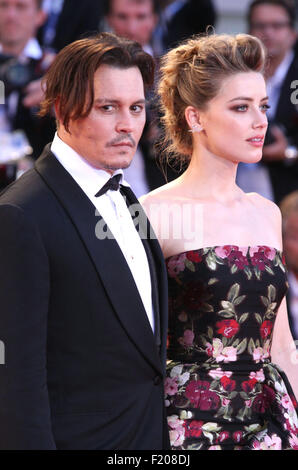 Venezia, Italia. Il 4 settembre, 2015. Star Johnny Depp e sua moglie ambra sentita al tappeto rosso del film "La ragazza danese" presso la 72a Venice International Film Festival il 5 settembre 2015 a Venezia, Italia Credit © Ottavia Da Re/Sintesi/Alamy Live News Foto Stock