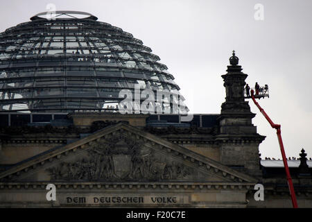 Wartungsarbeiten an der Kuppel des Reichstagsgebaeudes, Berlin-Tiergarten. Foto Stock