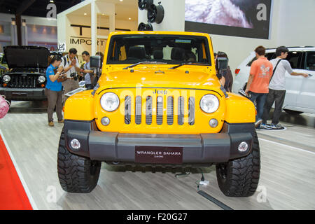 BANGKOK - MARZO 30: Jeep Wrangler Sahara auto sul display al trentacinquesimo Bangkok International Motor Show il 30 marzo 2014 in Bangko Foto Stock