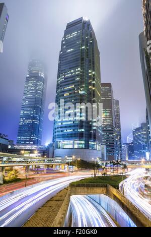 Quartiere Finanziario Centrale, di notte, Hong Kong, Cina Foto Stock