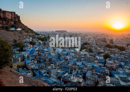 India Rajasthan, Jodhpur, il Forte Mehrangarh e la città blu Foto Stock