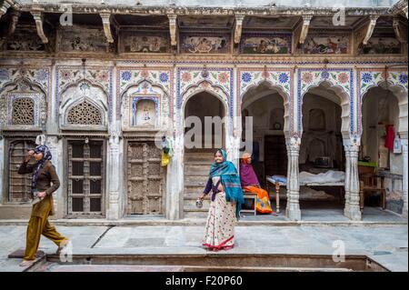 India Rajasthan, regione di Shekhawati, Nawalgar, Un haveli è la dimora di un ricco mercante costruito nel XVIII secolo Foto Stock