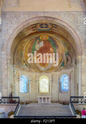 Francia, Nièvre, Nevers, la cattedrale di St Cyr St Julitte, Cristo in gloria nella abside romanica Foto Stock