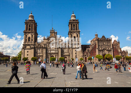 Cattedrale Metropolitana Catedral Metropolitana Asuncion de Maria in Plaza de la Constitucion Zocalo piazza Città del Messico DF Foto Stock