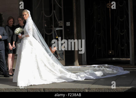 Nicky Hilton lascia il Claridge sul percorso per il suo matrimonio a Kensington Palace. Londra. Regno Unito con: Nicky Hilton dove: Londra, Regno Unito quando: 10 Lug 2015 Foto Stock