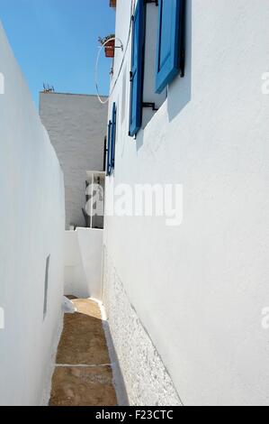 Piccola strada a Chora Amorgos Grecia Foto Stock