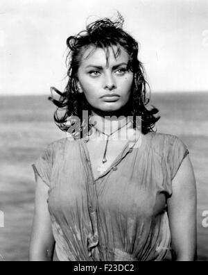 Ragazzo SU UN DELFINO 1957 XX Century Fox con Sophia Loren Foto Stock