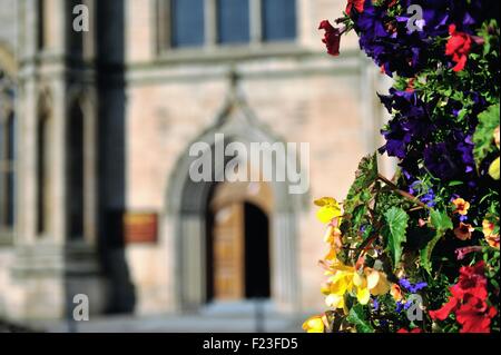 Glasgow, Scotland, Regno Unito. 10 Settembre, 2015. Sant'Andrea cattedrale cattolica nella tarda estate sunshine Credito: Tony Clerkson/Alamy Live News Foto Stock