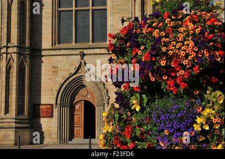 Glasgow, Scotland, Regno Unito. 10 Settembre, 2015. Sant'Andrea cattedrale cattolica nella tarda estate sunshine Credito: Tony Clerkson/Alamy Live News Foto Stock