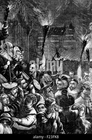 Guy Fawkes notte conosciuta come Notte dei falò in 1611. Si tratta di un evento annuale, principalmente in Inghilterra, per commemorare gli avvenimenti del 5 novembre 1605, quando Guy Fawkes, un membro della polvere da sparo Plot, fu arrestato mentre custodendo esplosivi i cospiratori avevano posto al di sotto della House of Lords. Foto Stock