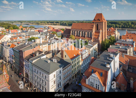 Pomeriggio estivo a Torun città vecchia, Kujawsko-pomorskie provincia, Polonia. UNESCO - Sito Patrimonio dell'umanità. Foto Stock