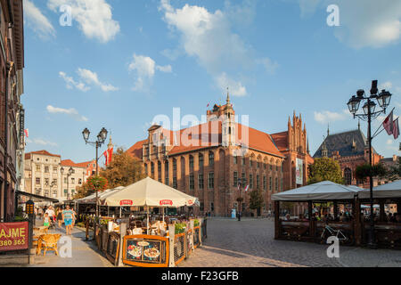 Pomeriggio estivo a Torun città vecchia, Kujawsko-pomorskie, Polonia. UNESCO - Sito Patrimonio dell'umanità. Foto Stock