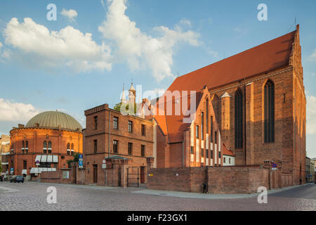 Pomeriggio estivo a Torun città vecchia, Polonia. UNESCO - Sito Patrimonio dell'umanità. Foto Stock