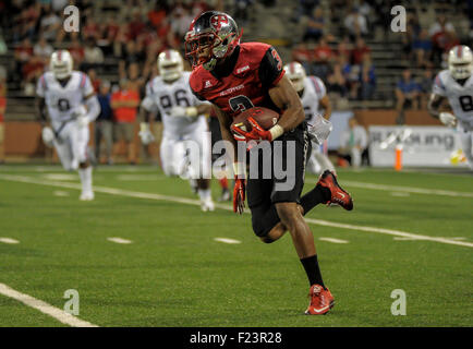 Settembre 10, 2015 durante il NCAA college football azione tra la Louisiana Tech Bulldogs e la Western Kentucky Hilltoppers topper a industrie Houchins-L.T. Smith Stadium di Bowling Green Kentucky Steve Roberts/CSM Foto Stock