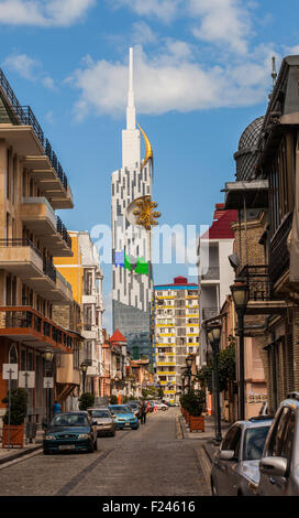 BATUMI, Georgia - 29 Luglio: nuova edificazione di Batumi Universityt tecnologico sulla luglio 22, 2015 a Batumi, Georgia. Questo edificio mi Foto Stock