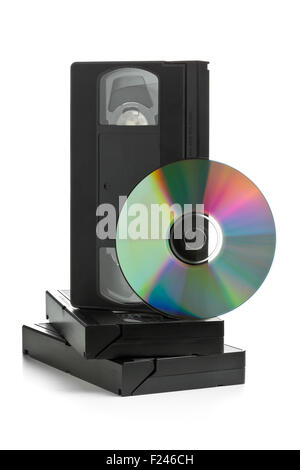 Analog videocassette con disco DVD - i vecchi film il backup o il concetto di trasferimento Foto Stock