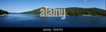 Il lago Windermere è un grande bacino d'acqua nel Lake District National Park di Cumbria, nel nord-ovest dell'Inghilterra Foto Stock