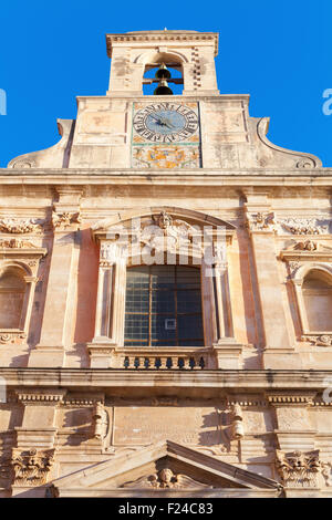 La facciata della Chiesa Santissima Annunziata, Gaeta, Italia Foto Stock