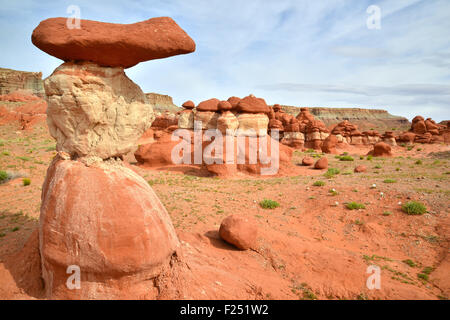 Hoodoos del Piccolo Egitto lungo l'autostrada 95 circa 20 miglia a sud di Hanksville, Utah Foto Stock